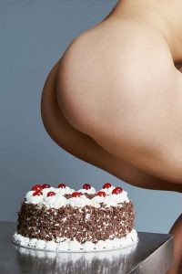 cake_holes_bompass_and_parr_1